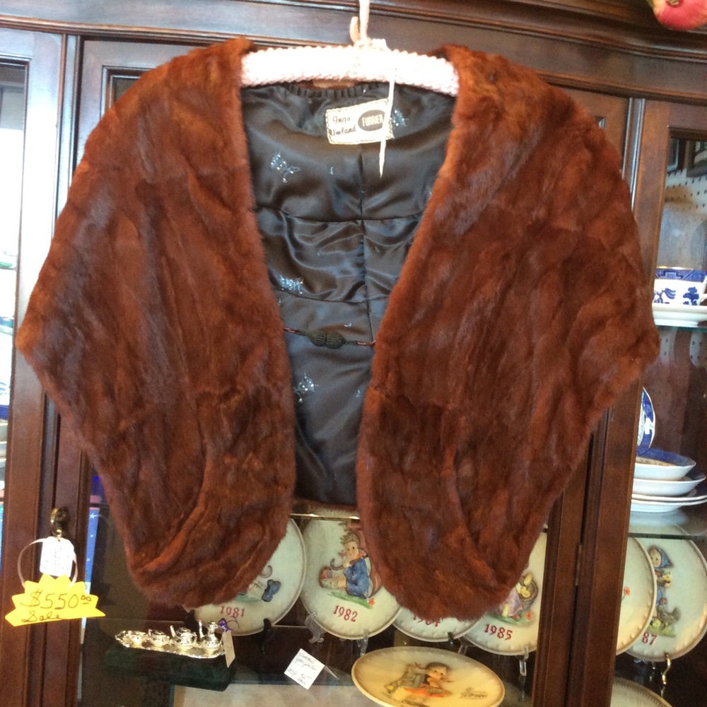Vintage Inga Umland Red Fur Stole - Picture 3 of 8